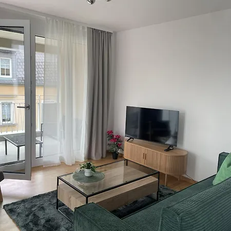 Apartment Grosszuegiges Ideal Fuer Familien Und Gruppen *